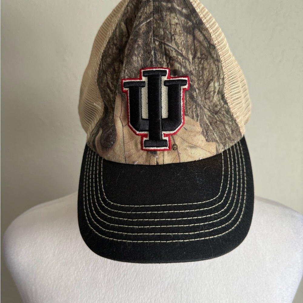 Men’s OSFM Camo Mesh Back Captivating Indiana Hoosiers Athletic SnapBack Hat